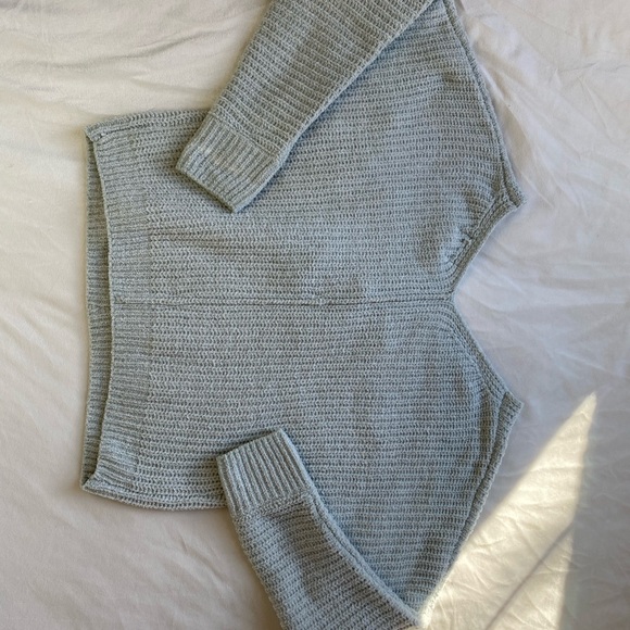 University of Notre Dame hand knit embroidered sweater - Picture 10 of 16